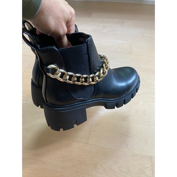 Madden girl Women's "Honey" Chain Chelsea black ankle boot sz 7/7.5 missized - Picture 6 of 11